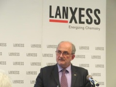 23_2_1_5.2 ランクセス 代表取締役社長 ジャック・ペレズ氏