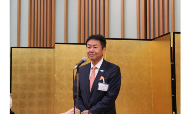 自動車用品小売業協会，活動報告会・記念講演会・懇親会が開催される