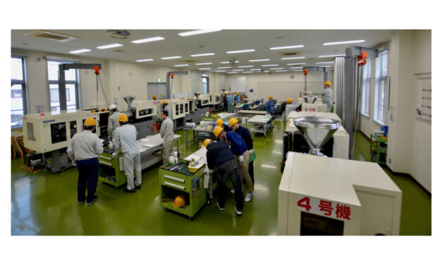 日精樹脂工業，2025年度「日精スクール」の受講受付中