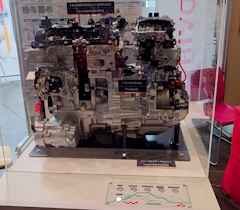 最新電動パワートレインユニットの展示-第8回TRAMI connect! 産×学連携講座