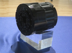 ロータリーアクチュエータ-アトムと日本精工，ヒューマノイドロボット開発を推進